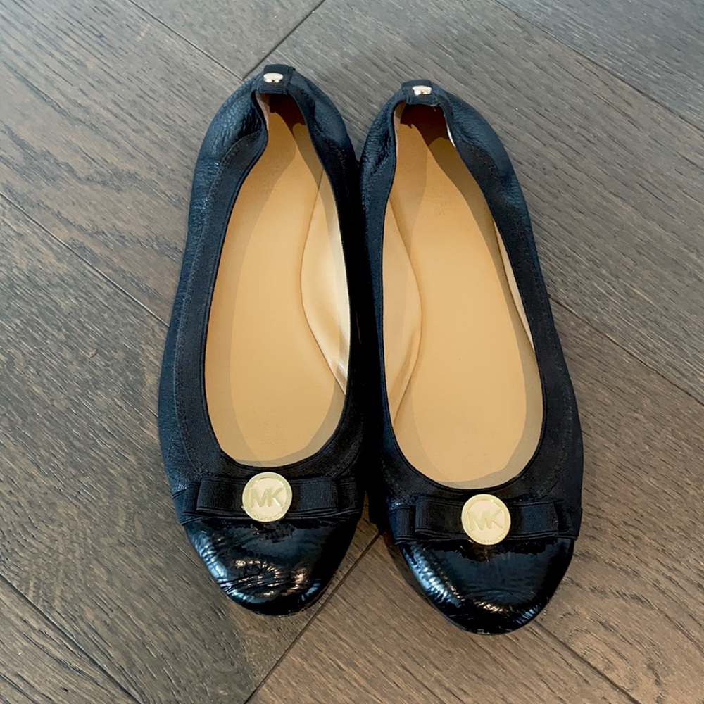Michael Kors black Dixie ballet flats - 8.5 EUC